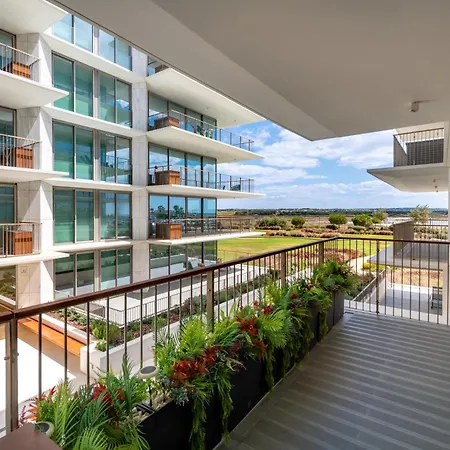 Cond Bayline - Faneca - Pool - Gym - - - By Bedzy