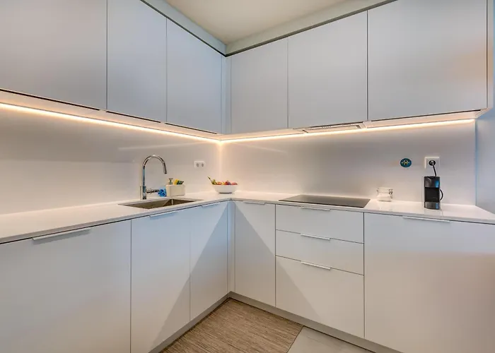 Cond Bayline - Faneca - Pool - Gym - - - By Bedzy Appartement *