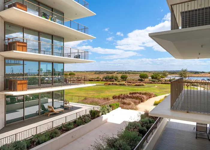 Cond Bayline - Faneca - Pool - Gym - - - By Bedzy Appartement *