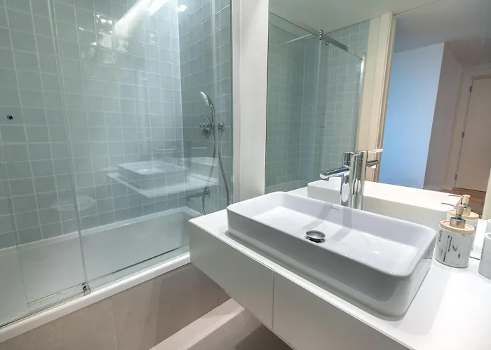 Appartement Cond Bayline - Faneca - Pool - Gym - - - By Bedzy